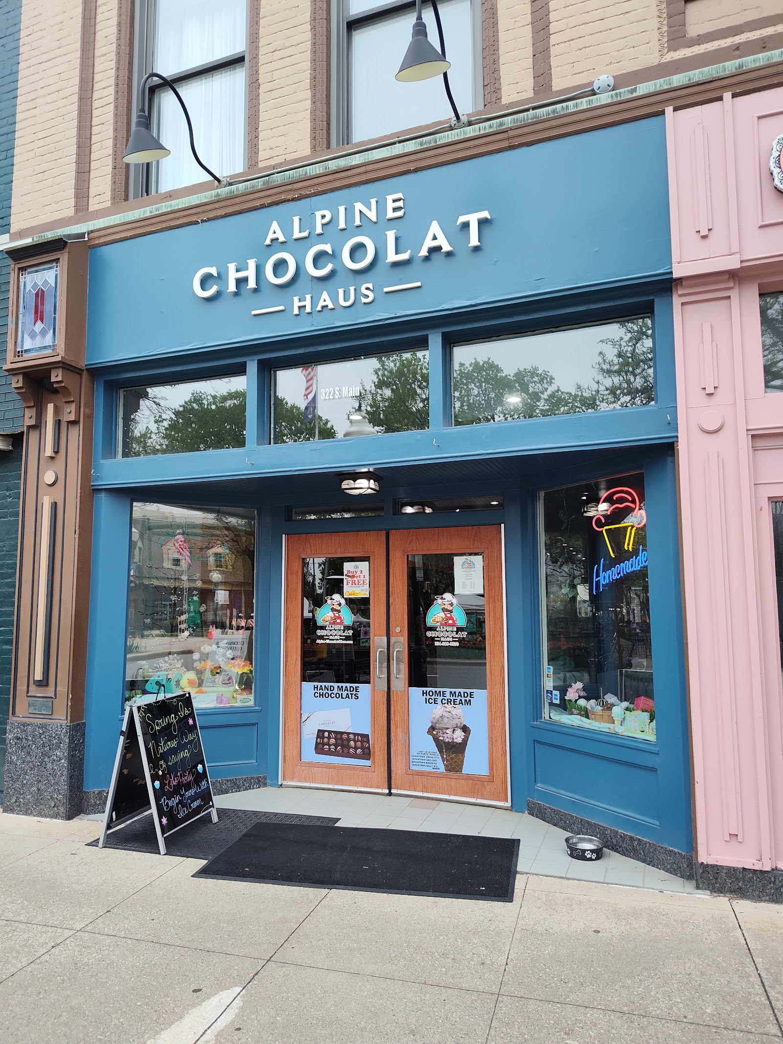 Alpine Chocolat Haus in Plymouth
