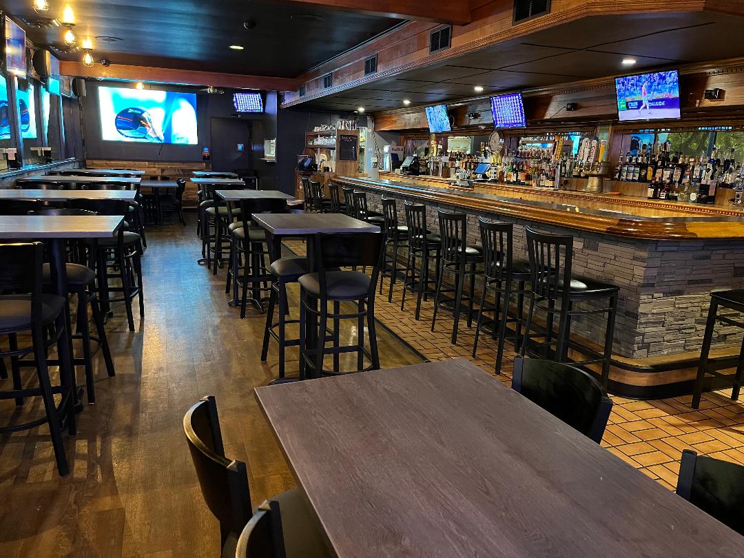 Plymouth Pub — photo